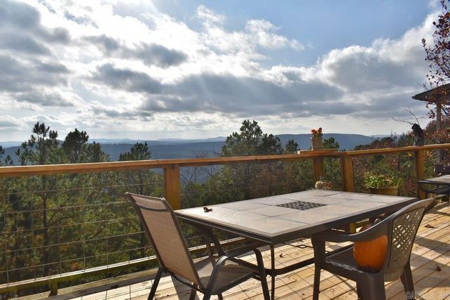 33 Mesero Way, Hot Springs Village, AR 71909