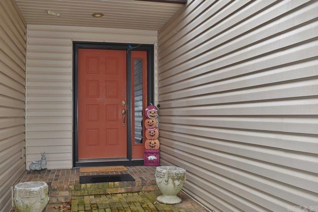 33 Mesero Way, Hot Springs Village, AR 71909