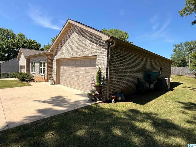 16 3RD STREET N, Pell City, AL 35125