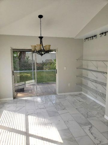 4808 LIMERICK DRIVE, Tampa, FL 33610