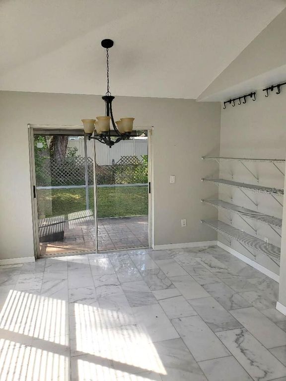 Image 5 of property listing at 4808 LIMERICK DRIVE, Tampa, FL 33610
