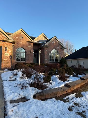 649 Roxbury Road, Rockford, IL 61107