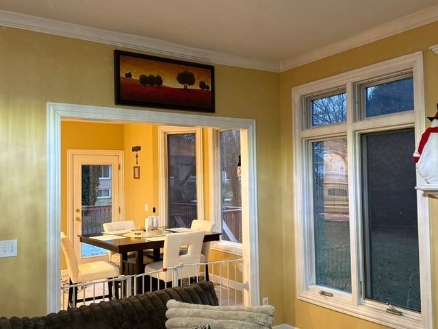 649 Roxbury Road, Rockford, IL 61107