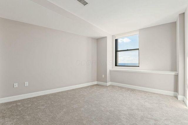 50 W Broad Street, 2403, Columbus, OH 43215