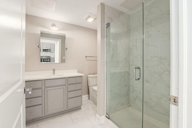 50 W Broad Street, 2403, Columbus, OH 43215