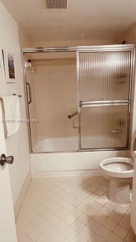 950 SW 138th Avenue 314B, Pembroke Pines, FL 33027