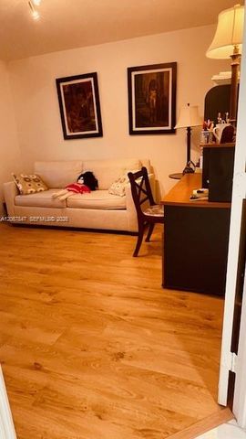 950 SW 138th Avenue 314B, Pembroke Pines, FL 33027