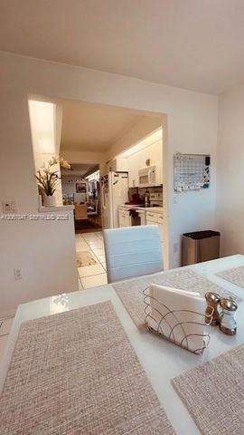 950 SW 138th Avenue 314B, Pembroke Pines, FL 33027