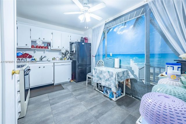 4751 NW 21st St 210, Lauderhill, FL 33313