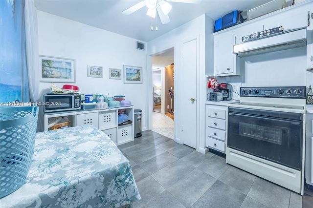 4751 NW 21st St 210, Lauderhill, FL 33313