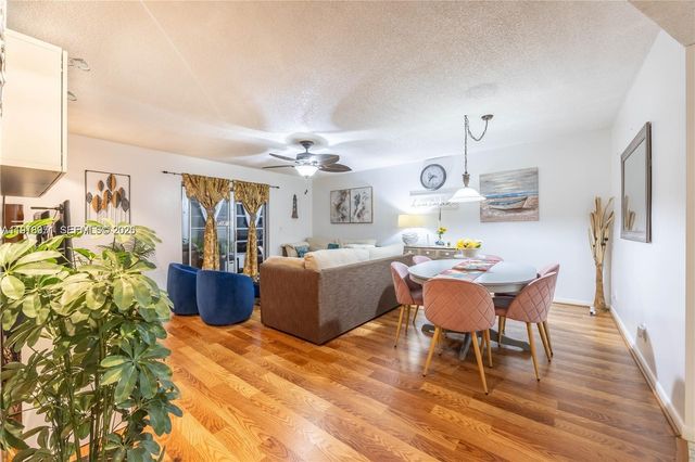 4751 NW 21st St 210, Lauderhill, FL 33313