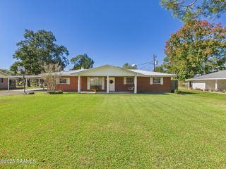 3556 Main Highway, Breaux Bridge, LA 70517