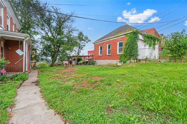 718 Brownsville Rd, Knoxville, PA 15210