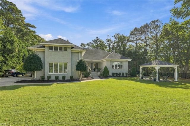 700 Linbay DR, Virginia Beach, VA 23451