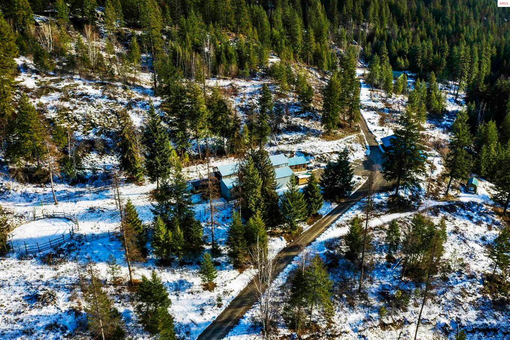 549 Trout Creek Rd, Sandpoint, ID 83864 photo 4