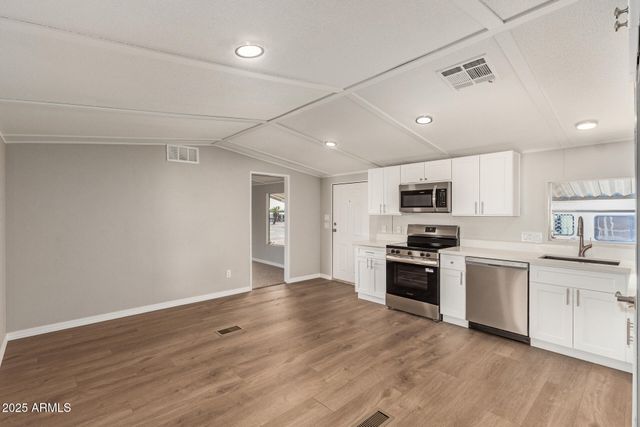 1730 E 21ST Avenue, Apache Junction, AZ 85119