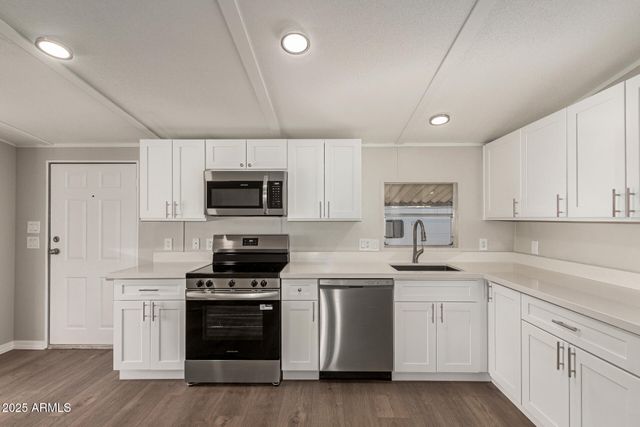 1730 E 21ST Avenue, Apache Junction, AZ 85119