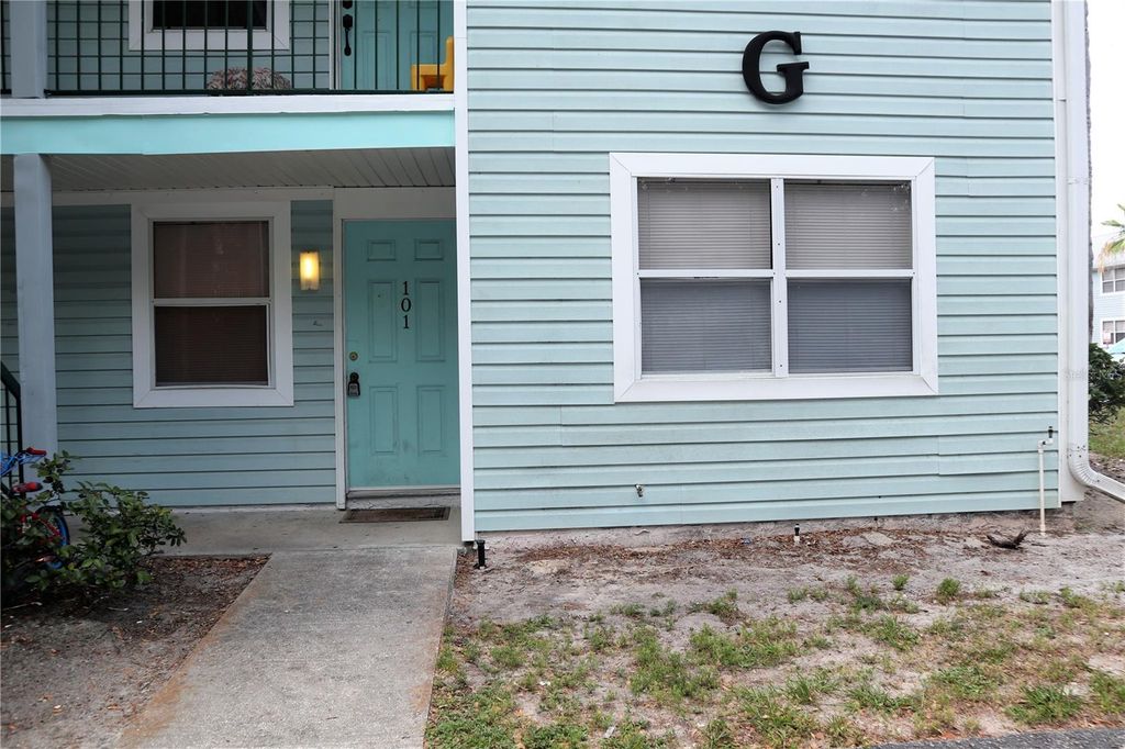 5024 TERRACE PALMS CIRCLE 101, Tampa, FL 33617