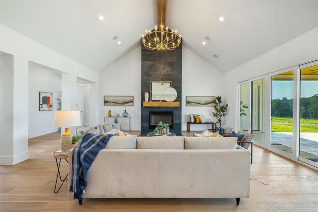 10343 Sunny Meadow DR, Chappell Hill, TX 77426