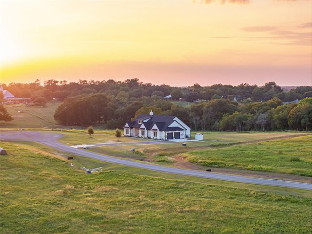 10343 Sunny Meadow DR, Chappell Hill, TX 77426