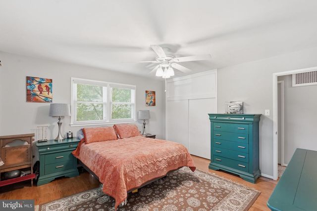 5414 QUEENSBERRY AVE, Springfield, VA 22151