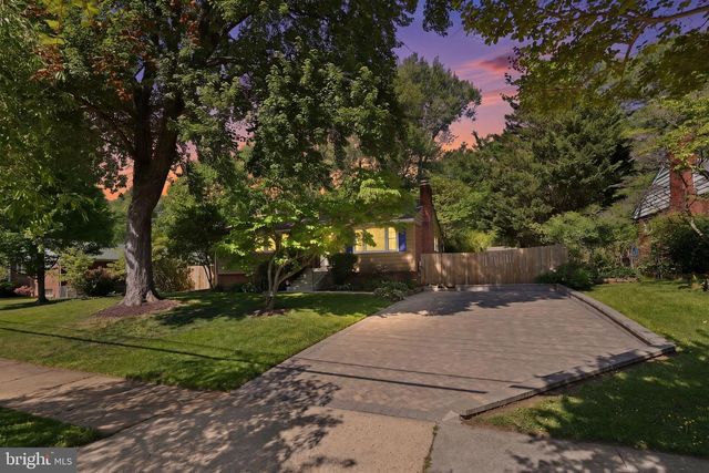 5414 QUEENSBERRY AVE, Springfield, VA 22151