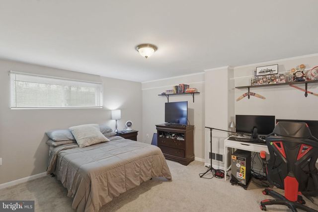 5414 QUEENSBERRY AVE, Springfield, VA 22151