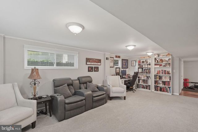 5414 QUEENSBERRY AVE, Springfield, VA 22151