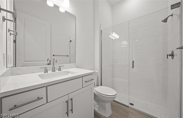 2082 Don Benito WAY, Naples, FL 34120