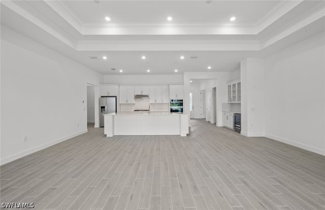 2082 Don Benito WAY, Naples, FL 34120