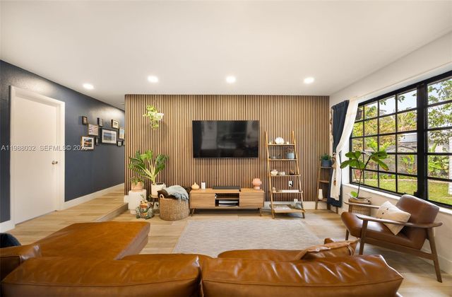 16341 SW 104th Ave, Miami, FL 33157