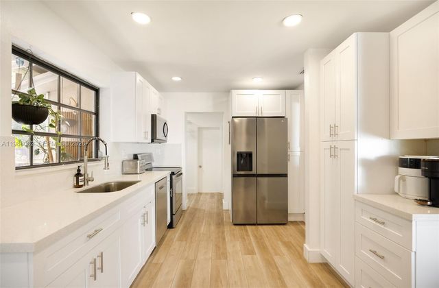 16341 SW 104th Ave, Miami, FL 33157