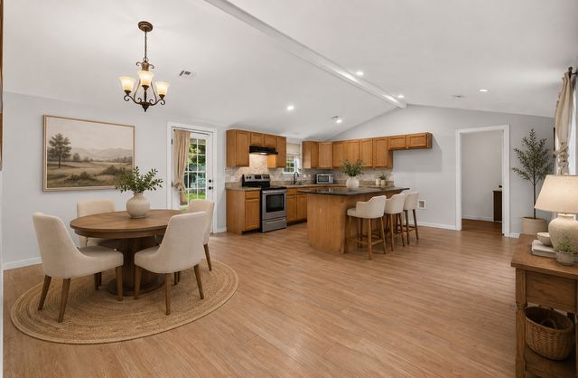 319 W Bryan Avenue, Sapulpa, OK 74066