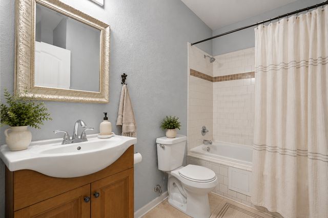 319 W Bryan Avenue, Sapulpa, OK 74066