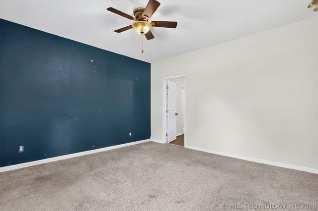 319 W Bryan Avenue, Sapulpa, OK 74066