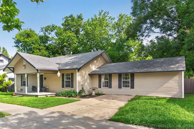 319 W Bryan Avenue, Sapulpa, OK 74066