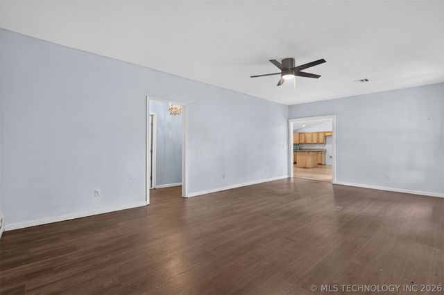 319 W Bryan Avenue, Sapulpa, OK 74066