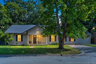 319 W Bryan Avenue, Sapulpa, OK 74066