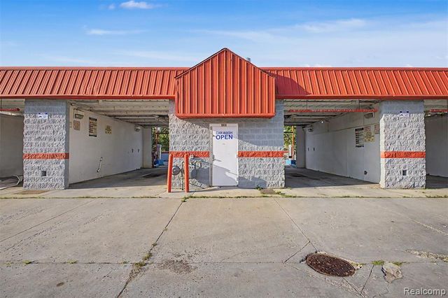 19639 W Warren Avenue, Detroit, MI 48228