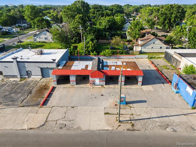 19639 W Warren Avenue, Detroit, MI 48228