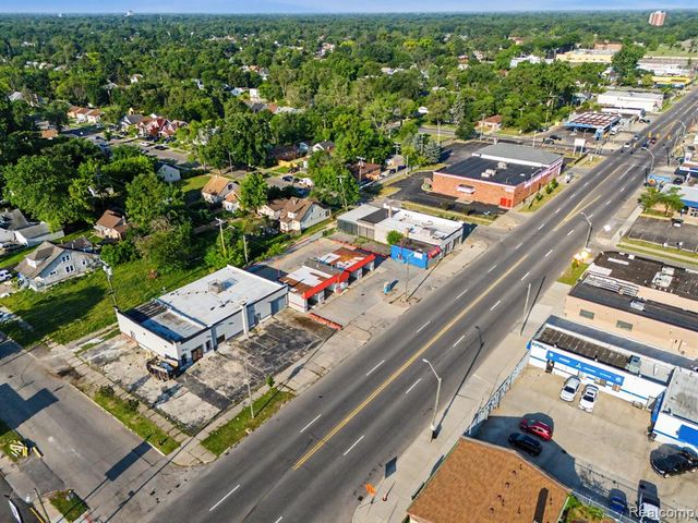 19639 W Warren Avenue, Detroit, MI 48228