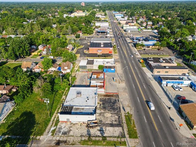 19639 W Warren Avenue, Detroit, MI 48228