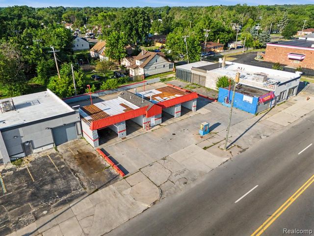 19639 W Warren Avenue, Detroit, MI 48228