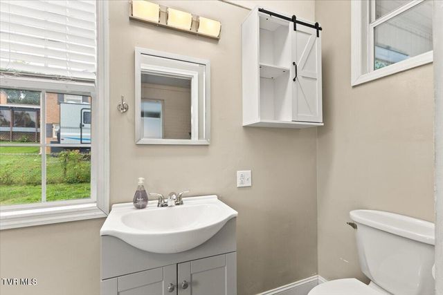 233 Piercy Street, Blountville, TN 37617