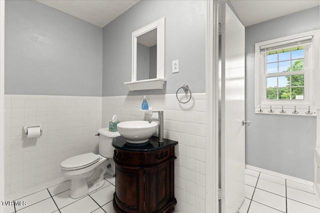 233 Piercy Street, Blountville, TN 37617