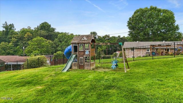 233 Piercy Street, Blountville, TN 37617