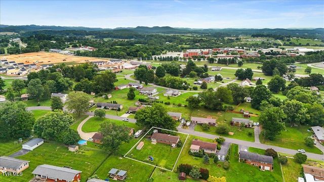 233 Piercy Street, Blountville, TN 37617