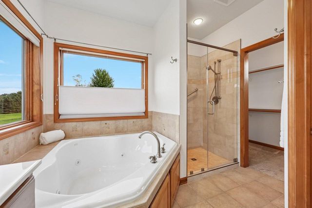 6572 Kimberly Way, Deforest, WI 53532