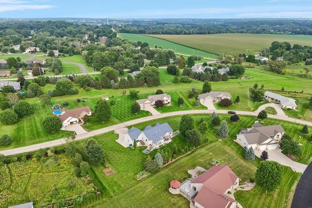 6572 Kimberly Way, Deforest, WI 53532