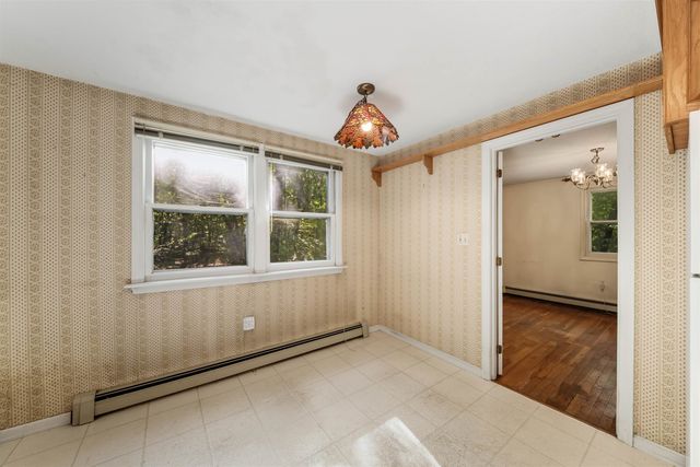 14 Denbow Road, Durham, NH 03824